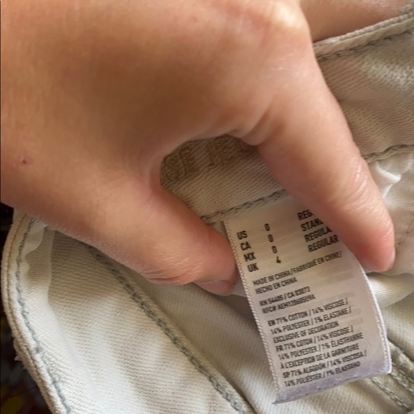 White American Eagle skinny jeans - Picture 3 of 5